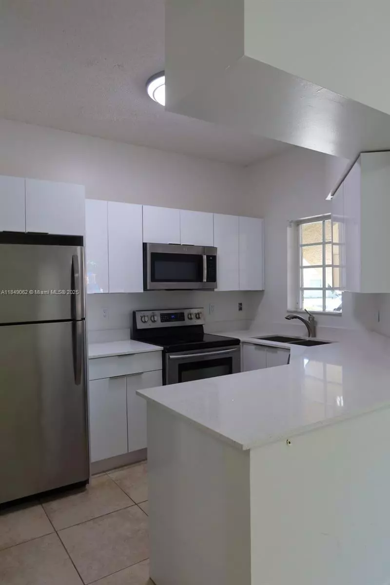 Hialeah, FL 33015,18340 NW 68th Ave #A
