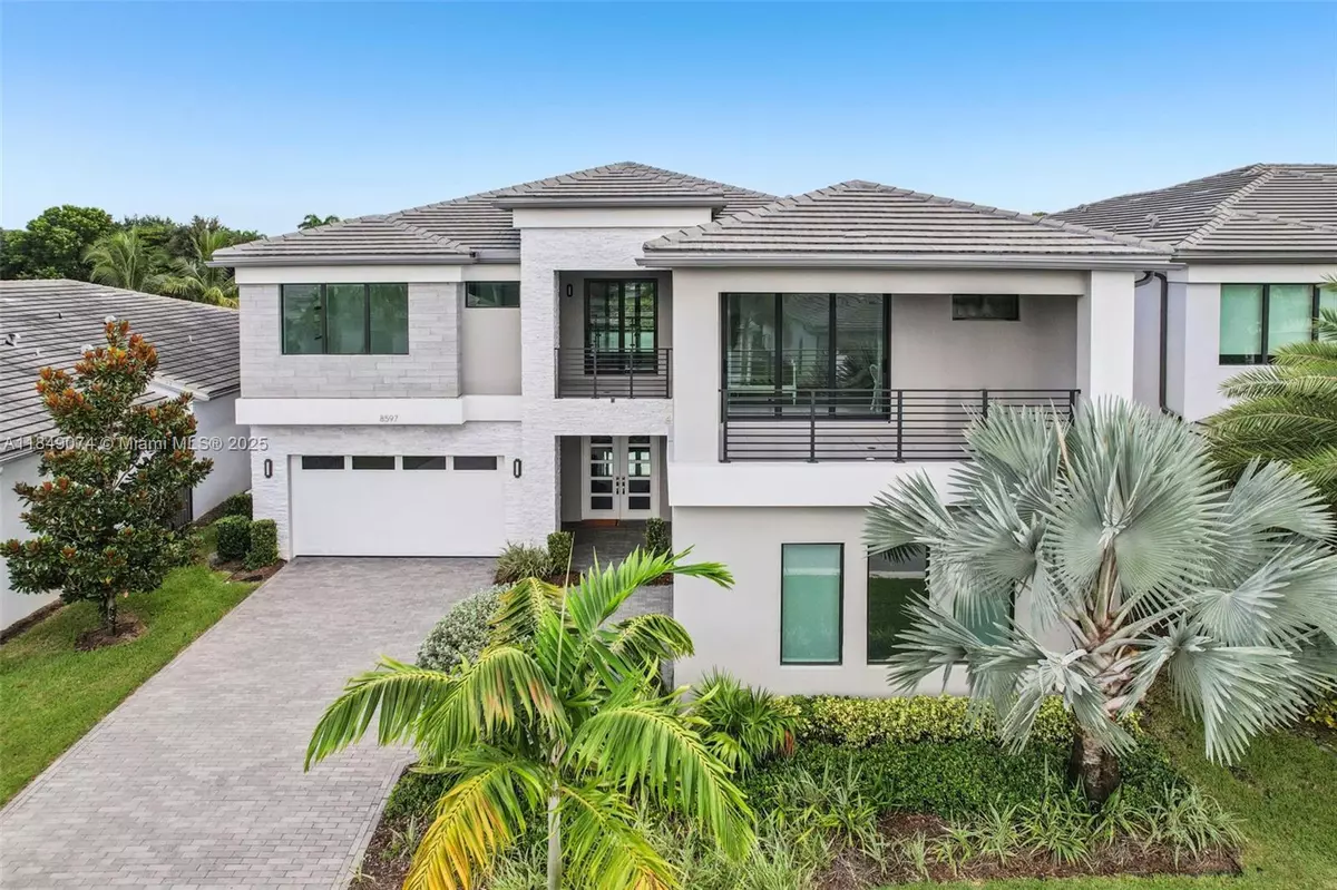 Boca Raton, FL 33496,8597 Dream Falls St