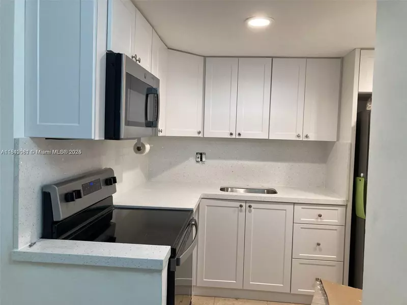 1201 SW 13th St #1205A, Miami, FL 33145