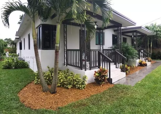Miami, FL 33138,560 NE 69th St #1