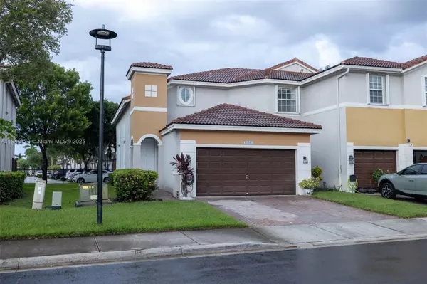 Doral, FL 33178,11543 NW 80th St