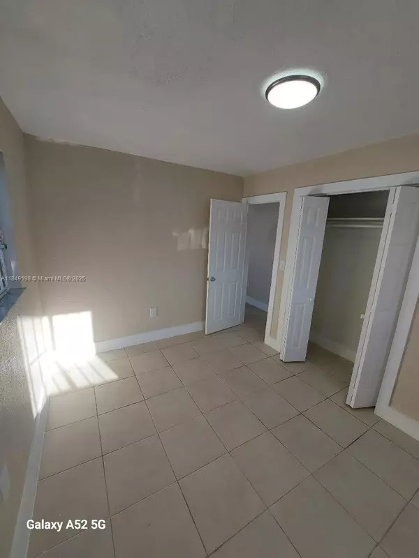 Miami, FL 33142,1574 NW 58th St