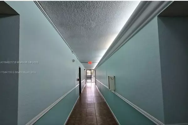 Miami, FL 33175,2075 SW 122nd Ave #129
