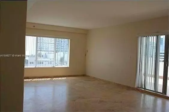 Miami Beach, FL 33141,6767 Indian Creek Dr #10