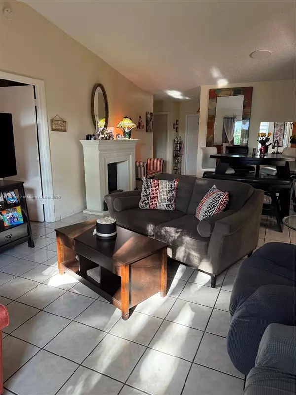 Miami, FL 33176,13402 SW 116th Pl