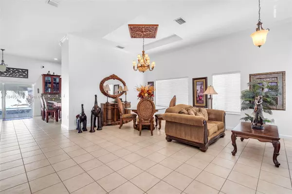 Miami, FL 33185,5051 SW 163rd Ct