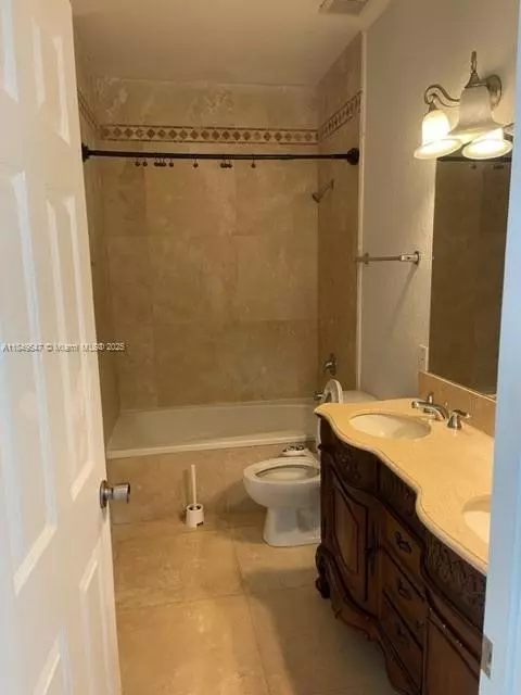 Miami, FL 33133,3348 SW 25th St #3348