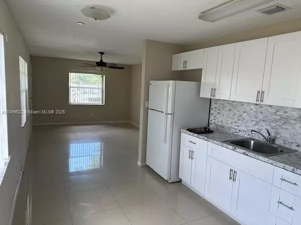 Miramar, FL 33025,2006 SW 96th Ave #1-2