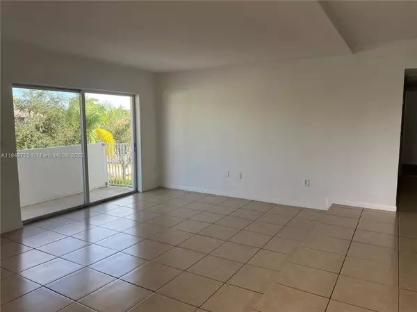 Pinecrest, FL 33156,8950 SW 69th Ct #312