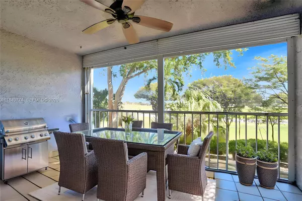 Deerfield Beach, FL 33064,4570 NW 18th Ave #202