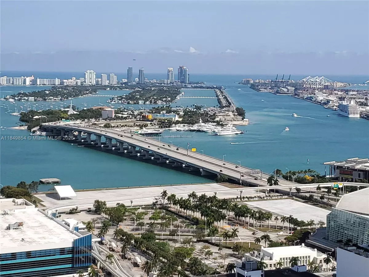 Miami, FL 33132,1600 NE 1st Ave #1801