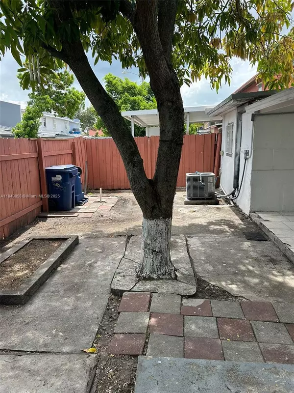 4500 NW 195th St, Miami Gardens, FL 33055