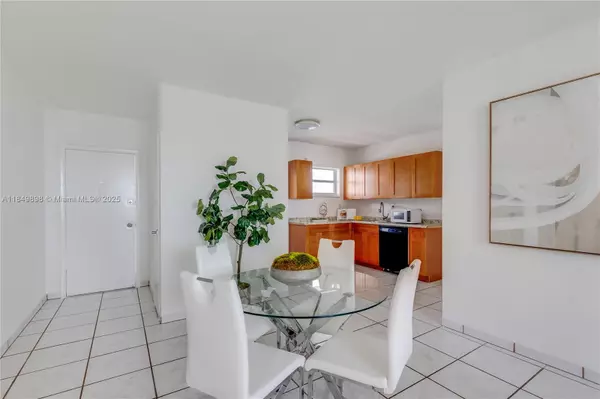 Miami Beach, FL 33139,1300 Lincoln Rd #B802