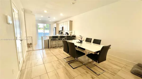Pembroke Pines, FL 33027,181 SW 170th Ave