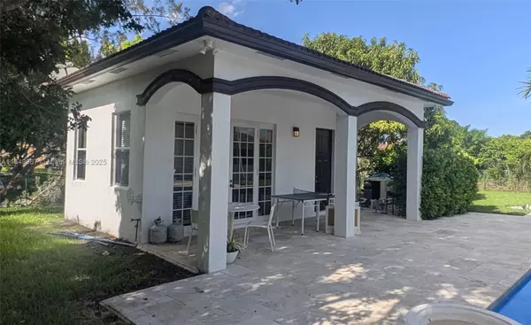 691 Ranch Rd #2, Weston, FL 33326