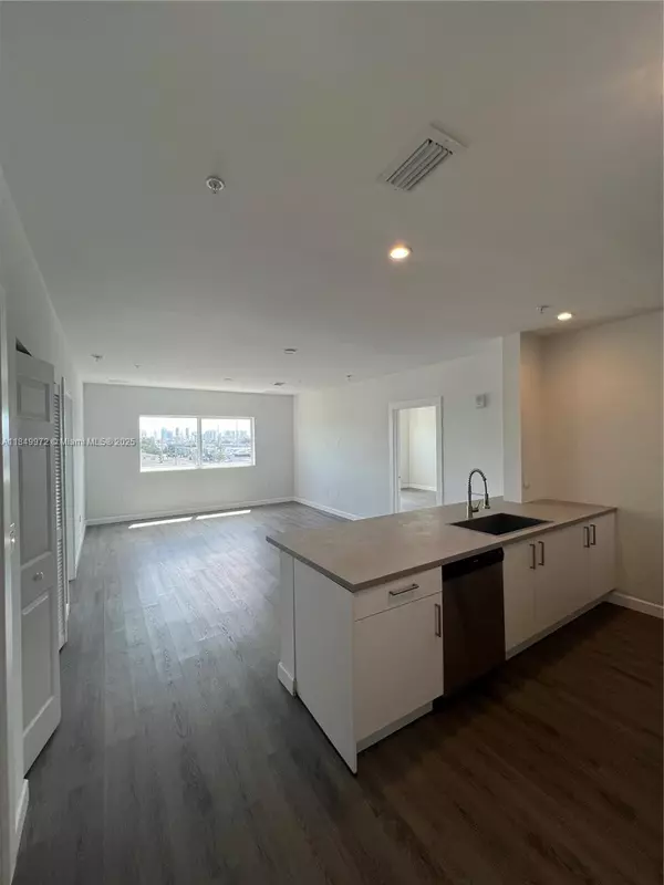 2311 NW 22nd Ave #207, Miami, FL 33142
