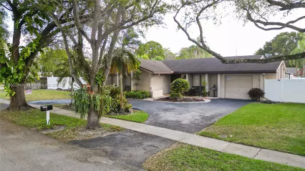 Cooper City, FL 33328,10410 SW 50th Pl