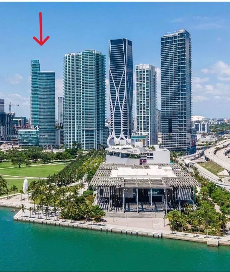 Miami, FL 33132,888 Biscayne Blvd #3205