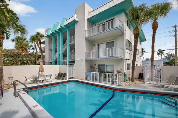 Fort Lauderdale, FL 33308,2715 NE 49th St #309