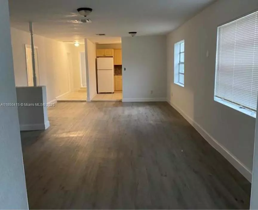 Miami, FL 33170,11929 SW 216th St