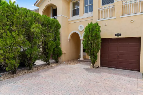 Miami, FL 33194,14968 SW 8th Ln