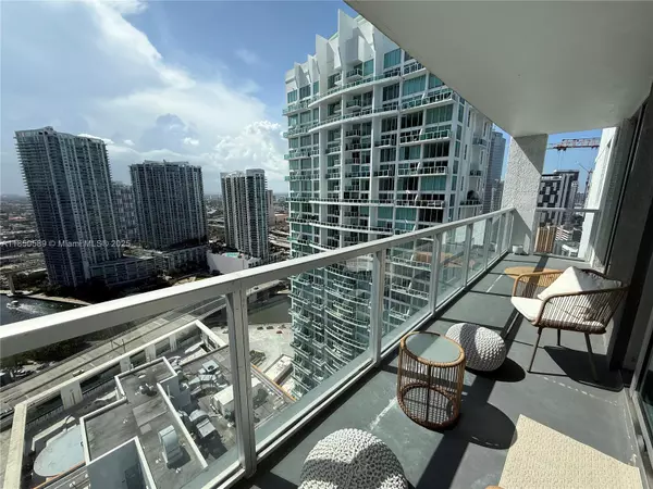 Miami, FL 33131,55 SE 6th St #3600