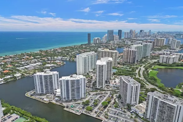 Aventura, FL 33180,20505 E Country Club Dr #336
