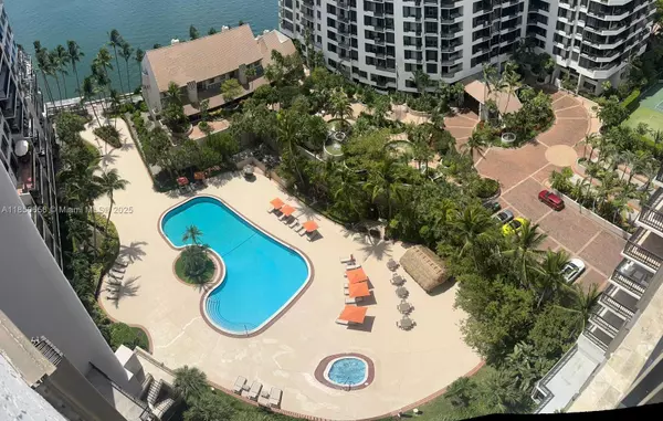 540 Brickell Key Dr #1803, Miami, FL 33131
