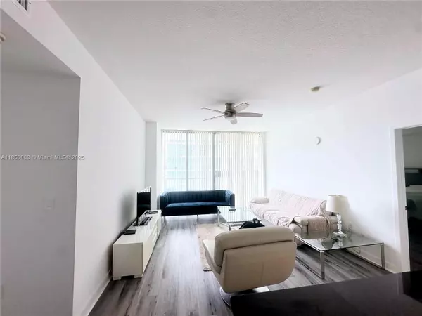 Miami, FL 33130,79 SW 12th St #2809-S