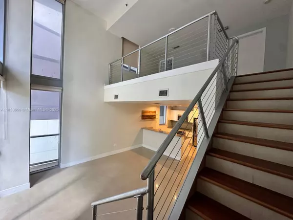1050 Brickell Ave #202, Miami, FL 33131
