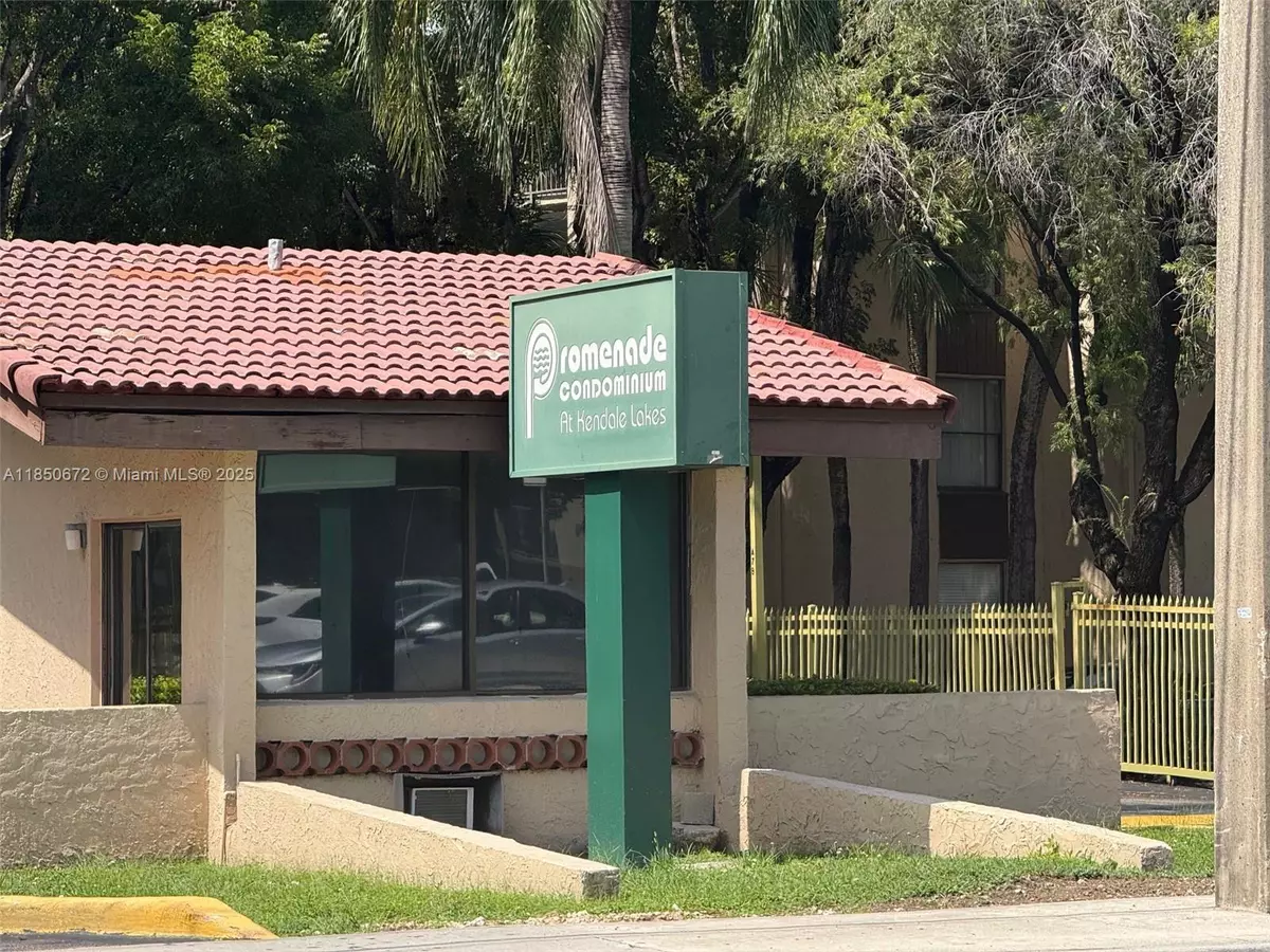 Miami, FL 33186,14525 N Kendall Dr #209-J