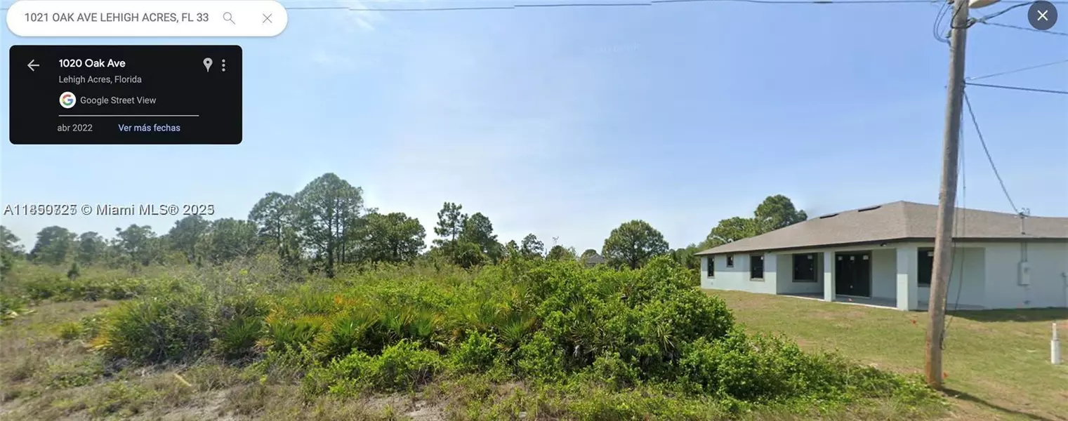 1021 Oak Ave, Lehigh Acres, FL 33972