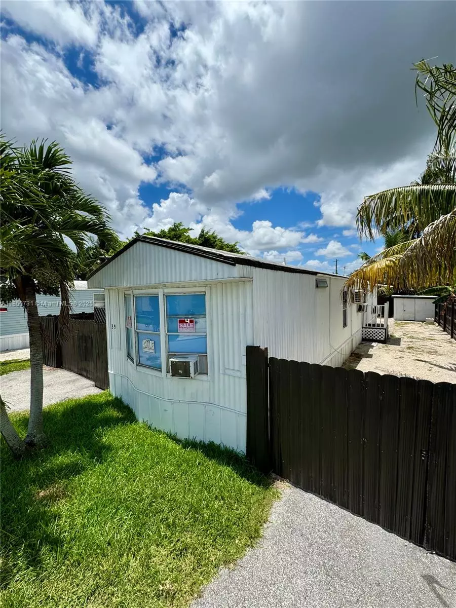 Homestead, FL 33030,451 SE 8 st unit 39