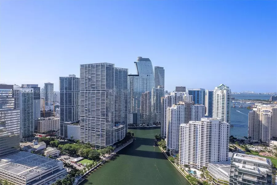 300 Biscayne Blvd Way #1604, Miami, FL 33131