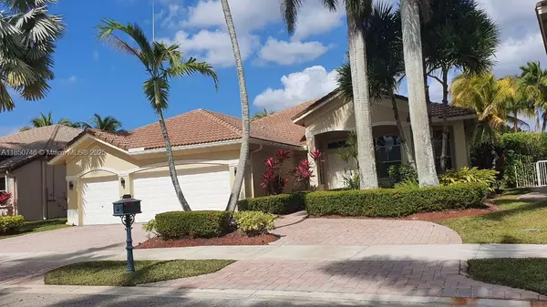 Weston, FL 33327,2408 Deer Creek Rd #2408