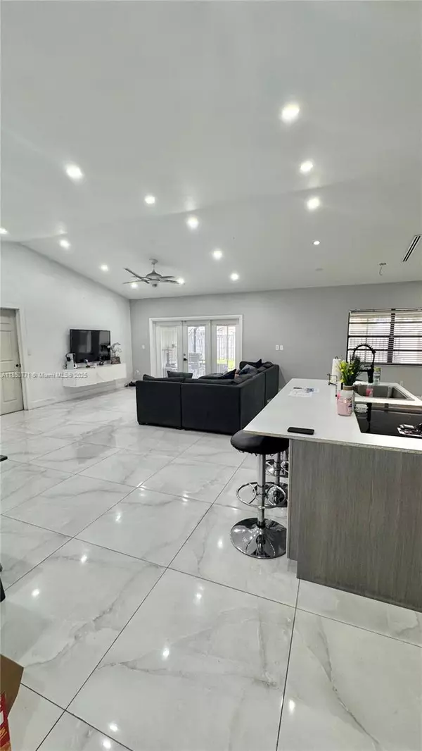 Sunrise, FL 33326,15009 SW 13th Pl
