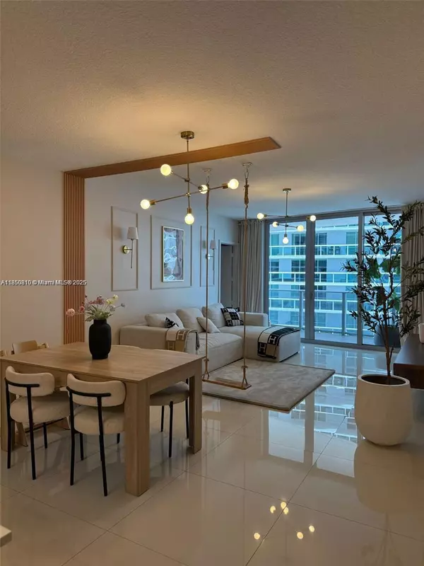 488 NE 18th #2009, Miami, FL 33132