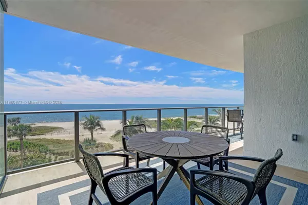Pompano Beach, FL 33062,1116 N Ocean Blvd #403