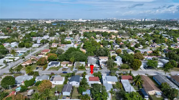 Hollywood, FL 33020,2326 Harding St
