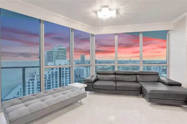 Hollywood, FL 33019,3101 S Ocean Dr #3506