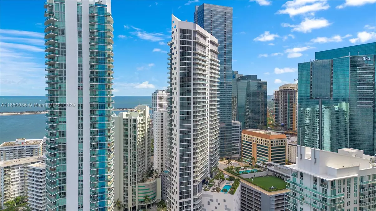Miami, FL 33131,1300 Brickell Bay Dr #601