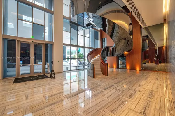Miami, FL 33131,1300 Brickell Bay Dr #601