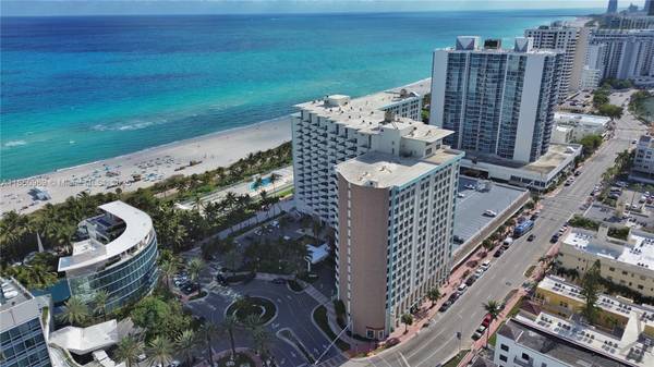 2899 Collins Ave #PH F, Miami Beach, FL 33140