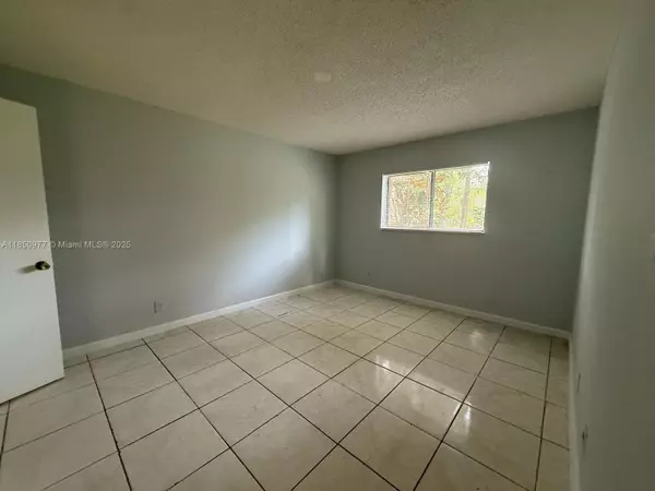 Lauderhill, FL 33313,2018 NW 43rd Ter #4