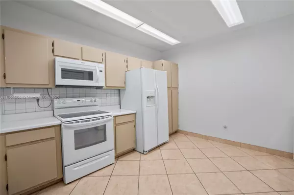 Miami, FL 33173,7351 SW 105th Pl
