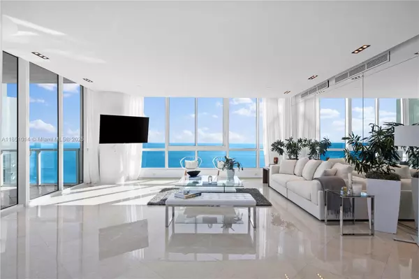 Miami Beach, FL 33139,100 S Pointe Dr #3207