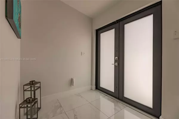 Miami, FL 33196,15220 SW 143rd St