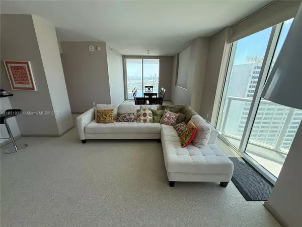 Miami, FL 33132,253 NE 2nd St #3009