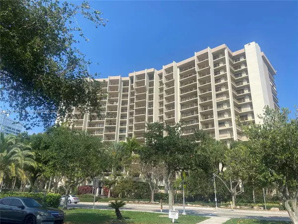 Lauderdale By The Sea, FL 33062,1800 S Ocean Blvd #502