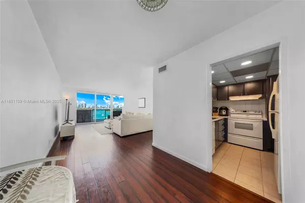 Miami Beach, FL 33139,1200 West Ave #1104